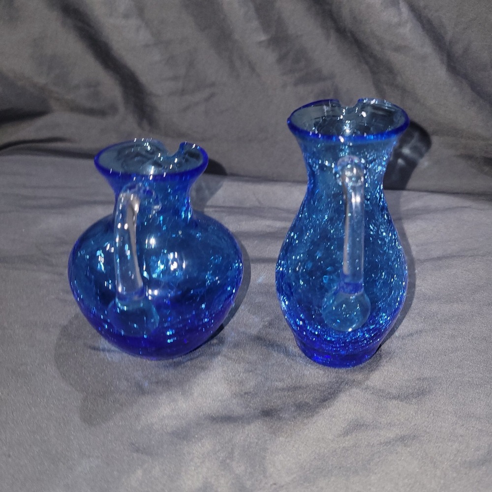 Vintage Mid Century Blue Hand Blown Crackle Small Pitchers Set Of 2 - Picture 6 of 10